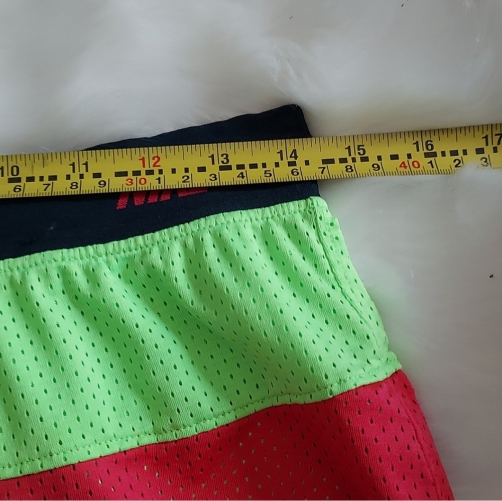 NIKE neon shorts, M - Picture 5 of 6